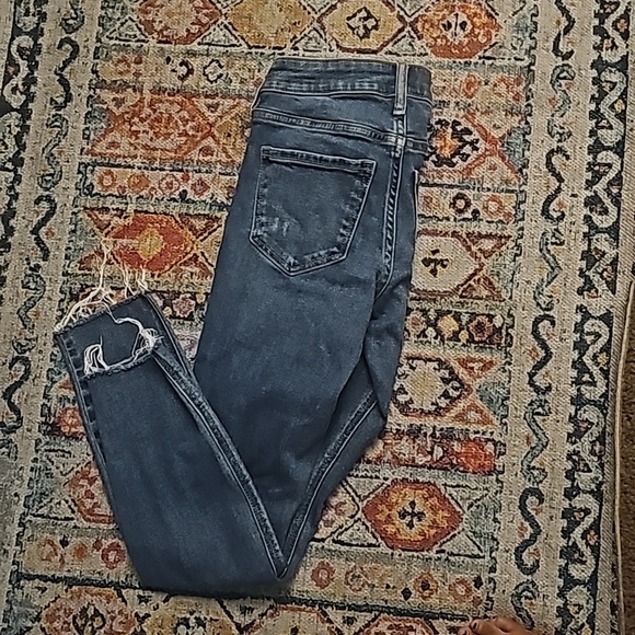 Blue denim Old Navy Rockstar super skinny jeans size 0 - Picture 2 of 6